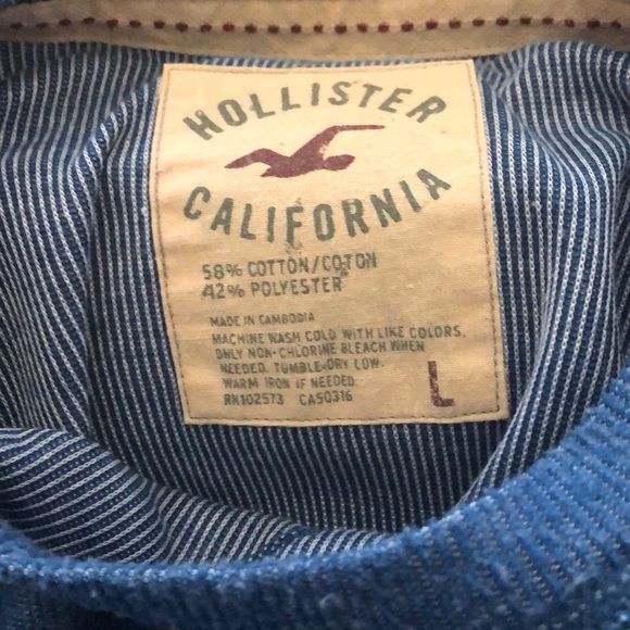 Men’s Hollister Crew Neck Sweater - Picture 6 of 6